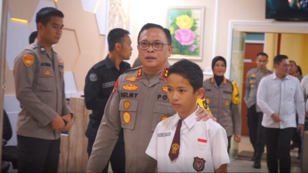 Berani Lawan Jambret, Rizky Maulana Dapat Hadiah dari Kapolda Lampung