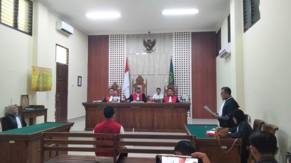 Sidang Eksepsi, PH Terdakwa Andri Gustami Anggap Surat Dakwaan JPU Kurang Cermat Minta Dibatalkan Demi Hukum