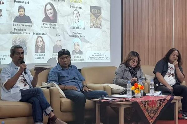 Peluncuran dan Bedah Novel PRASA dan KELIR Karya Yon Bayu Wahyono