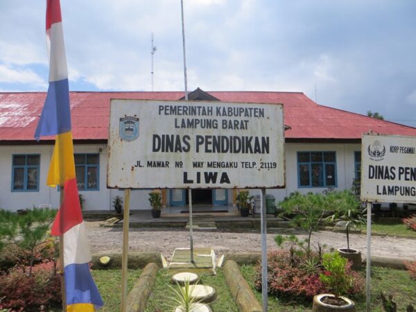 Diduga Tak Kuat Wajib ‘Upeti’ Banyak Kepala Sekolah Mundur di Lampung Barat?