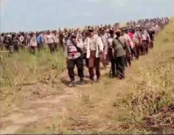 Diserang Pekerja Diduga dari SGC, Warga Kampung Bakung Ilir Minta Presiden Jokowi Turun Tangan