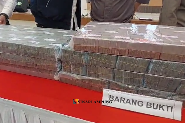 Polda Lampung Sita 9 Milyar Uang Korupsi Bendungan Margatiga