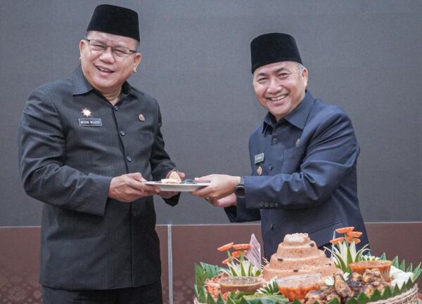 Kejutan Tak Terduga Buat Pj Bupati Apriyadi Mahmud Tersenyum Bahagia