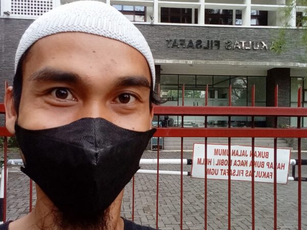 Tidak Percaya Tidak Berarti Harus Salah Paham