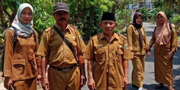 Anggota DPRD Lampung Mukhlis Basri Dapat Ucapan Terimakasih dari Warga Wonosobo Tanggamus