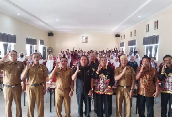 Ketua DPRD Lampung Lakukan Reses Tahap III di SMAN 1 Seputih Banyak