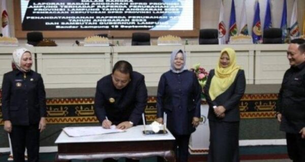 DPRD Provinsi Lampung Gelar Sidang Paripurna Pembicaraan Tingkat II Terkait Raperda