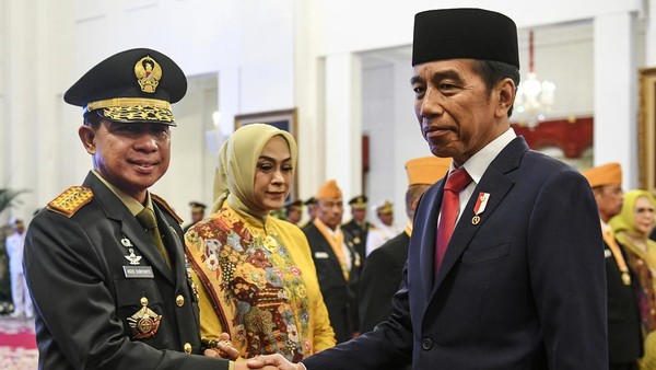 Presiden Lantik Jenderal Agus Subiyanto Sebagai Panglima TNI