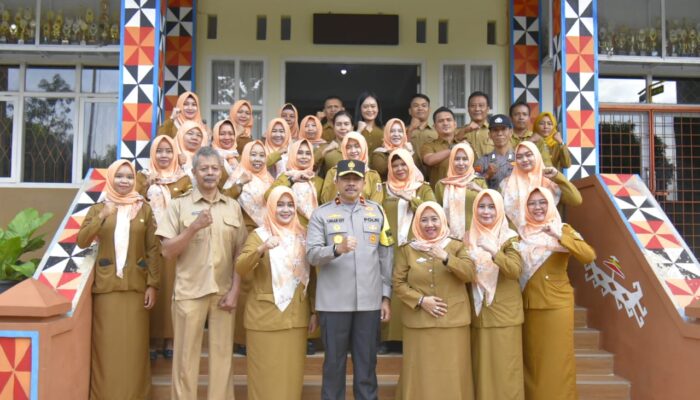 Jadi Pembina Upacara Wakapolda Ajak Pelajar SMA Negeri 3 Bandar Lampung Jauhi Tawuran