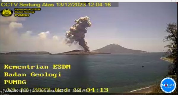 Masyarakat Diimbau Tak Dekati Kawasan Gunung Anak Krakatau di Radius 5 KM