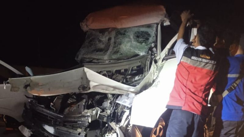 Atlet Taekwondo Bengkulu Gagal Ikut Kejuaraan Kemenpora Bus Kecelakaan di Tol Bakter Sopir Tewas Enam Luka