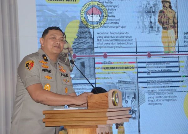 Berigjen Pol Dr Hengki Haryadi Motivasi Pelajar SMA Taruna Nusantara