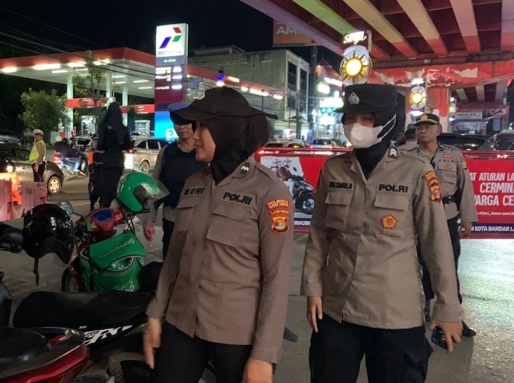 Polwan Bandar Lampung Patroli Kamtibmas, Sasar Pusat Keramaian