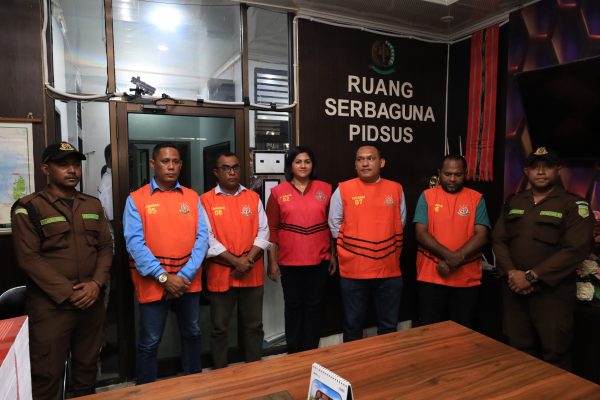 KPU Kepulauan Aru Kosong Lima Komisioner Jadi Tersangka Korupsi Ditahan Kejati Maluku