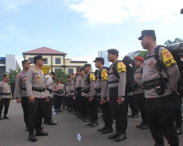Kapolresta Bandarlampung Pimpin Apel Pergeseran Pasukan Pengamanan TPS