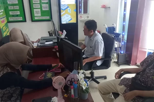 Rektor Unila Prof Lusmeilia Dilaporkan ke Kejati Lampung Kongkalikong Proyek Rp200 Miliar Dengan PT. Nindya Karya