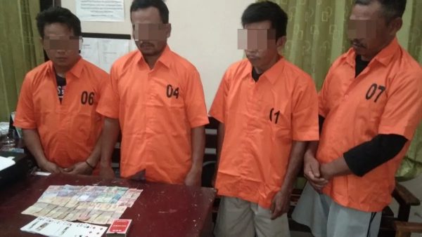Empat Warga Pardasuka Keciduk Main Judi