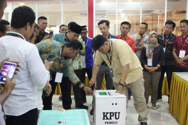 Bawaslu Bongkar Dugaan Penggelembungan Suara Atas Nama Caleg PPP di TPS 9 Taman Sari Pesawaran 