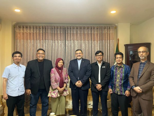 Dubes Iran Terima Kunjungan JMSI Pusat