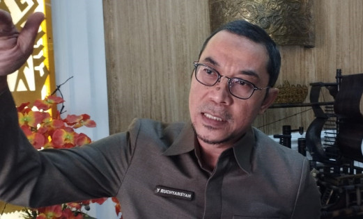 Berita Bibit Rp2,1 Miliar Disoal LSM Kadis Kehutanan Lampung Ir Yayan Ruchyansyah Kebakaran Jenggot dan Salahkan Media? 