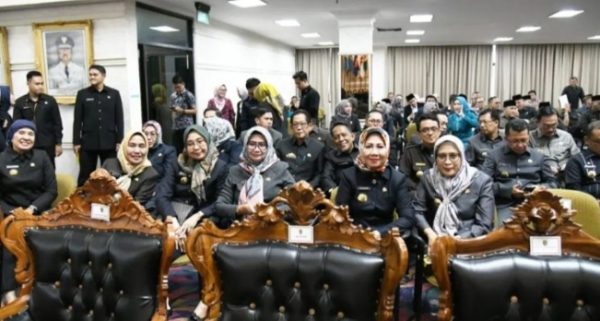 Sekretaris DPRD Lampung Tina Marlinda Hadiri pelantikan Pj Bupati Pringsewu