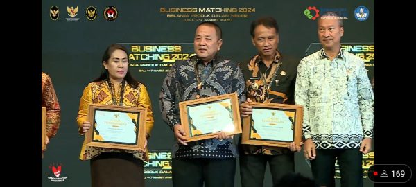 Bangga, Pemprov Lampung Raih Penghargaan Penggunaan Produk Dalam Negeri Tahun 2024