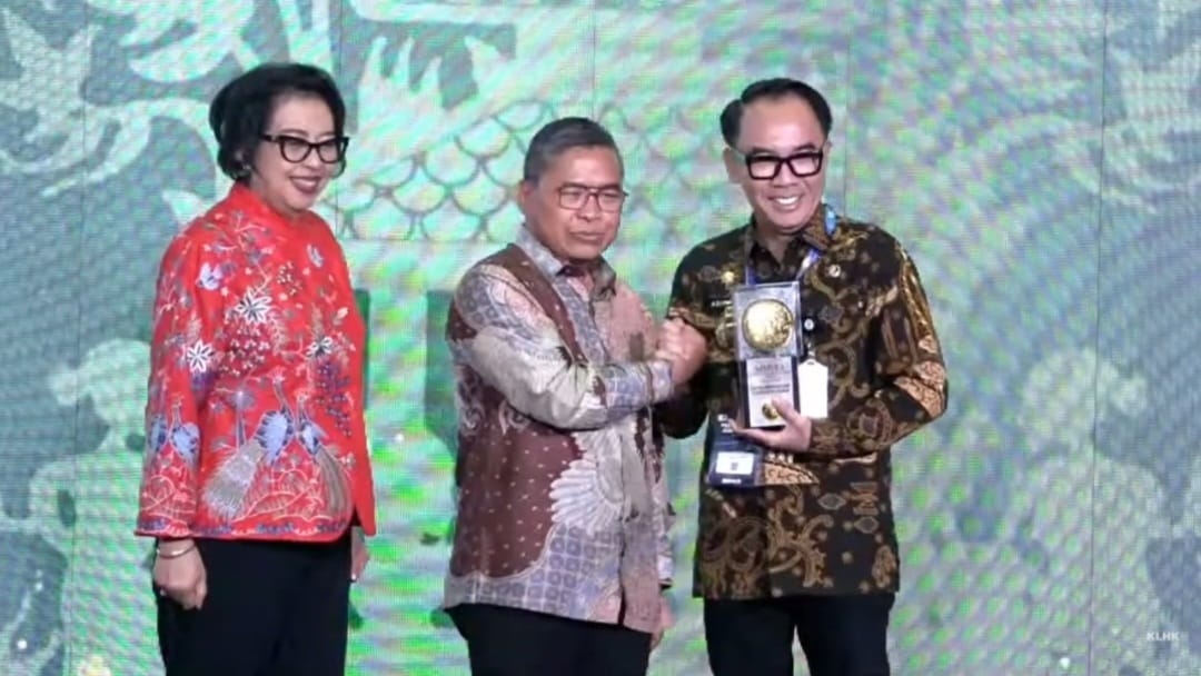 Way Kanan HattrickĀ Adipura Katagori Kota Kecil