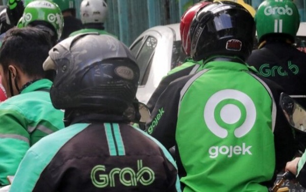Driver Ojol Gojek dan Grab Batal Dapat THR, Tapi Dapat Ini!
