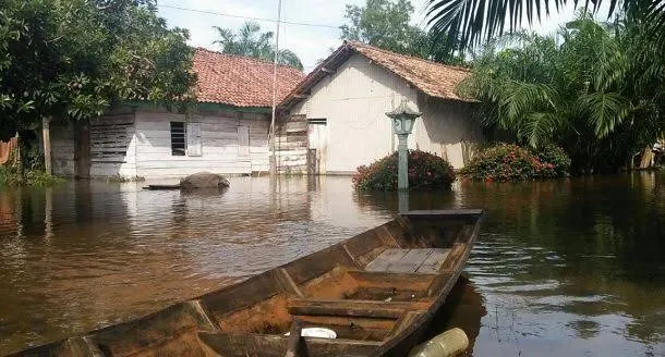 Kampung Cabang Bandar Surabaya Langganan Banjir Warga Tinggal Ditenda Pengungsian