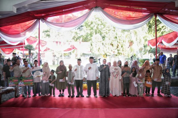 Safari Ramadhan di Tanggamus, Arinal Ajak Masyarakat Peduli Sesama