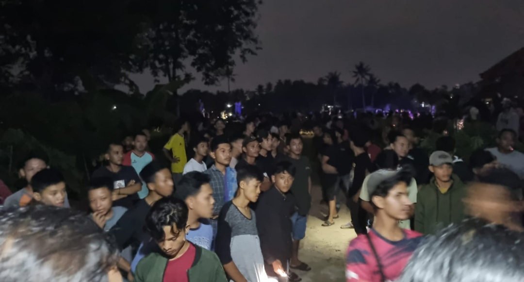 Warga Ambarawa Main Hakim Sendiri Gebuki Remaja Pelaku Jambret Asal Tanggamus