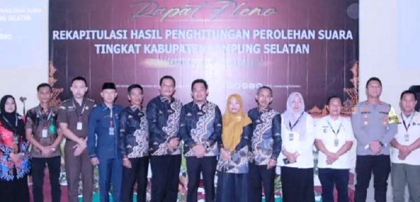 Anggota DPRD Lamsel Hadiri Pembukaan Pleno Kabupaten Hasil Pemilu 2024