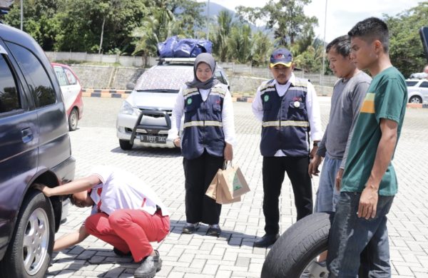 Antisipasi Kecelakaan Mudik Lebaran Pengelola Tol Bakter Operasi Simpatik 