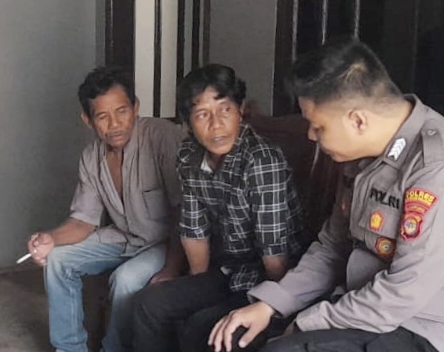 Kakek Perkosa Cucu Kandung Yang Masih Dibawah Umur Parah Lagi Bapaknya Ikutan Ngegilir