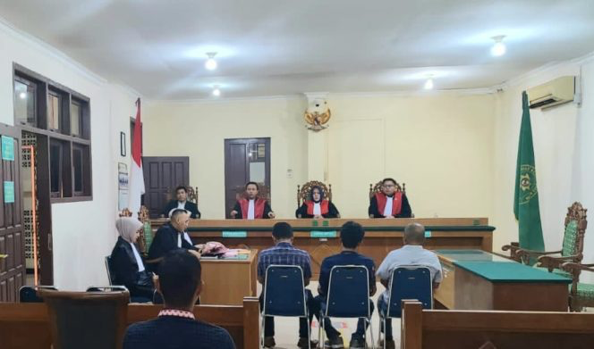 Gelembungkan Suara Ketua PPK Kecamatan Bulok Andreas Dasilfa Iswari Bersama Dua PPS Divonis Delapan Bulan Penjara