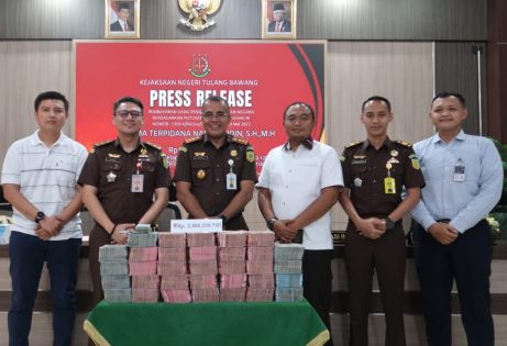 Mantan Kadis Pendidikan Tulang Bawang Nasaruddin Yang Menjadi Terpidana Korupsi Kembalikan Uang Rp2,8 Miliar