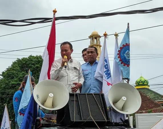 Serikat Buruh Lampung Aksi di DPRD Sampaikan 5 Poin Tuntutan Salah Satunya Cabut Omnibus Law