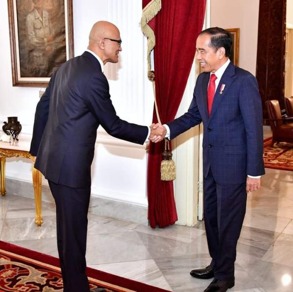 Jokowi Bertemu Delegasi Microsoft di Istana Bahas Soal Kerjasama 