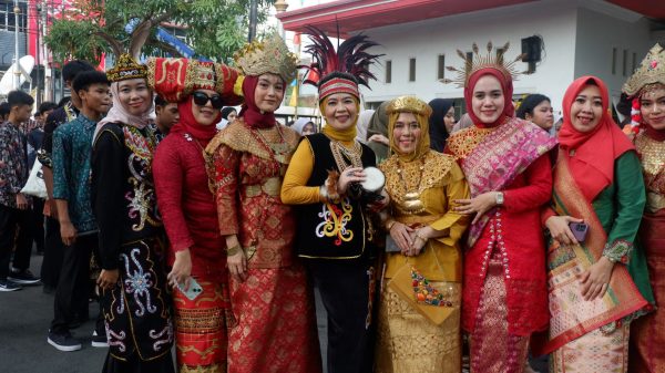 Serunya HUT ke-71 SMA Negeri 1 Bandarlampung, Ada Karnaval dan Lomba Voli