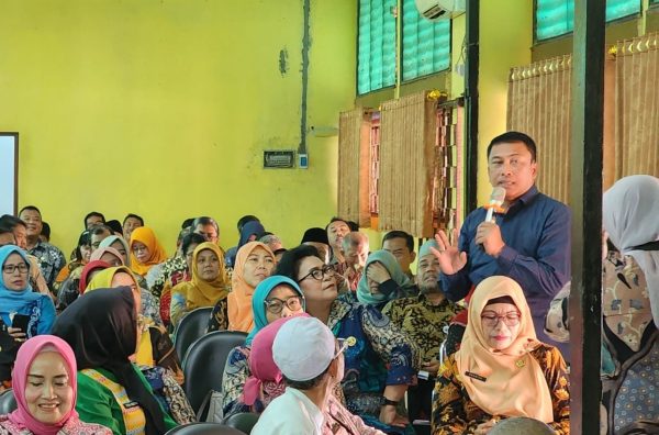 Wakil Dewan Pers Ajak Para Guru Pelajari UU Pers