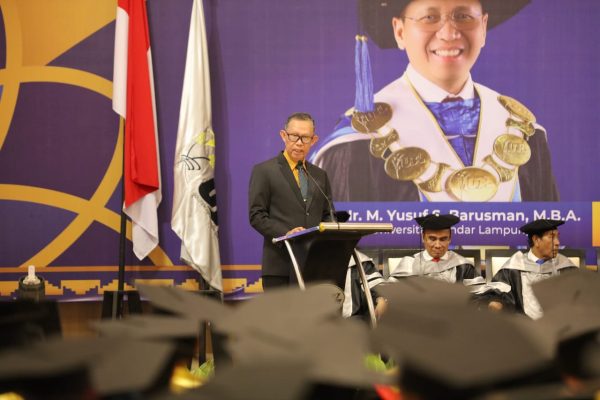 Sekdaprov Fahrizal Hadiri Rapat Senat Luar Biasa Yudisium dan Wisuda Sarjana Pascasarjana UBL