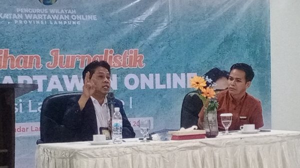 Pelatihan Jurnalistik IWO Lampung, Juniardi Bongkar Trik Rahasia Wartawan 