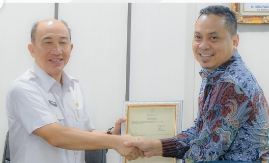 Kepala kantor ATR BPN Tanggamus Perdana Launching Sertifikat Elektronik  pada Layanan Pertanahan