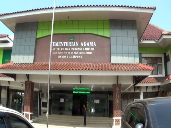 KOMAK Soroti Pejabat Kemenag Lampung Umroh Gunakan Anggaran Biro Kesra Pemprov Lampung?