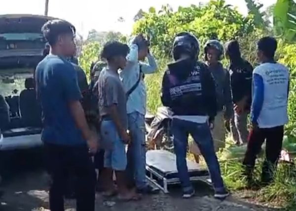 Motor Masuk Jurang, Wisatawan Bukit Embun Tewas Temannya Luka Berat