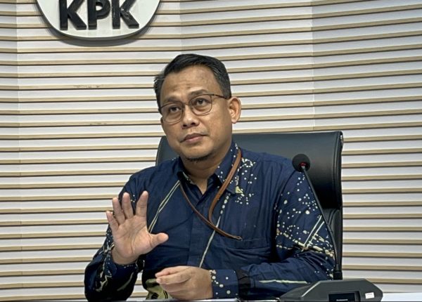 Korupsi Jual Beli Gas Dua Pejabat PT PGN Tersangka di KPK
