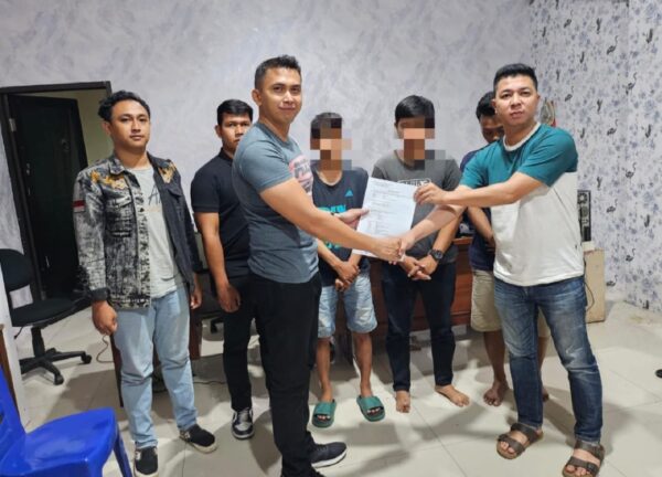 Tim Intel Kodim Bandar Lampung Gagalkan Tiga Pemuda Transaksi Ganja