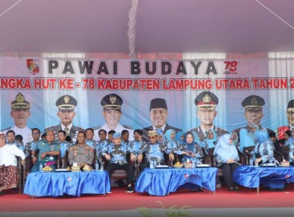 Pawai Budaya HUT ke-78 Lampung Utara Berlangsung Meriah