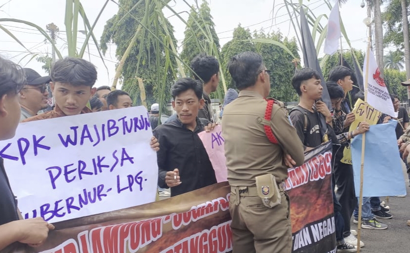 Belasam LSM Unjukrasa Gugat Kongkalikong Pergub Arinal Djunaidi Dan SGC