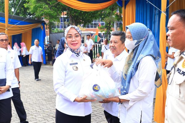 KORPRI Lampung Gelar Bazar dan Tebus Murah Paket Sembako Bagi PNS Golongan II